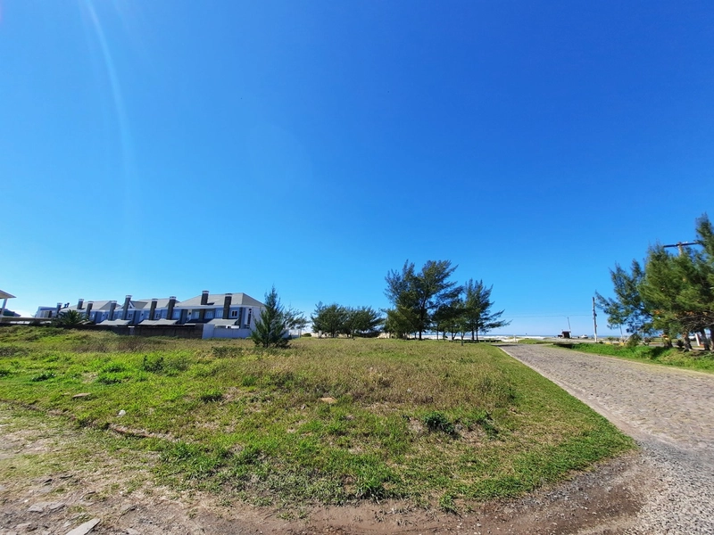 ÁREA com 1.200m² a beira-mar na PRAIA CAPÃO NOVO: 8ª foto da galeria de imagens do imóvel