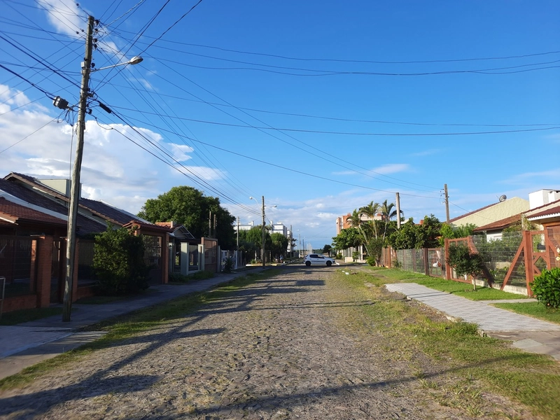 Casa no centro de CAPÃO NOVO: 22ª foto da galeria de imagens do imóvel