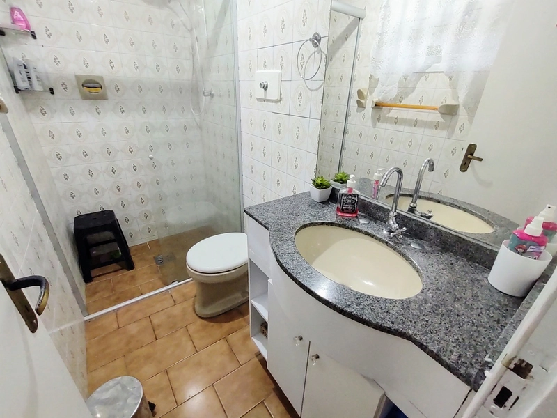 Casa no centro de CAPÃO NOVO: 9ª foto da galeria de imagens do imóvel