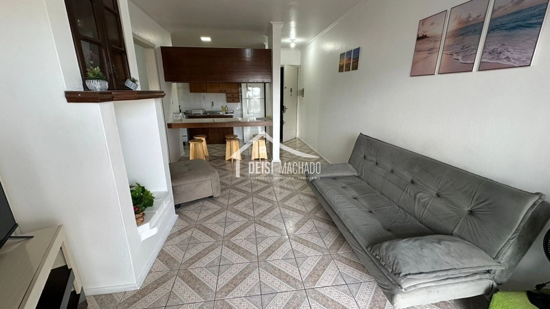 Apartamento em ótima localização em Capão Novo