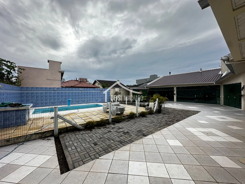 EXCLUSIVIDADE DEISI MACHADO: Capão Novo Village a 150 metros do mar: 28ª foto da galeria de imagens do imóvel