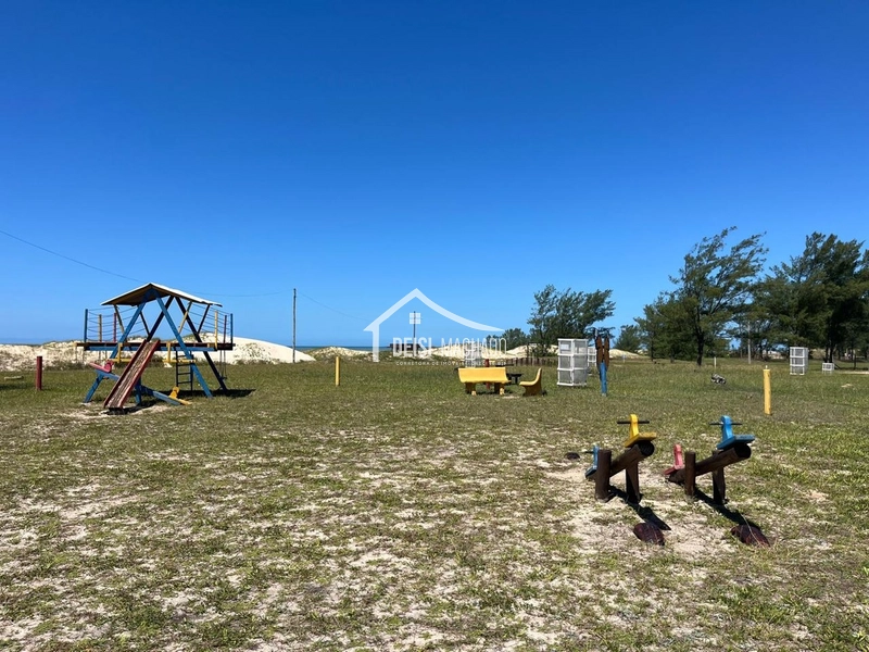 TERRENO DE ESQUINA EM CAPÃO NOVO VILLAGE: 20ª foto da galeria de imagens do imóvel