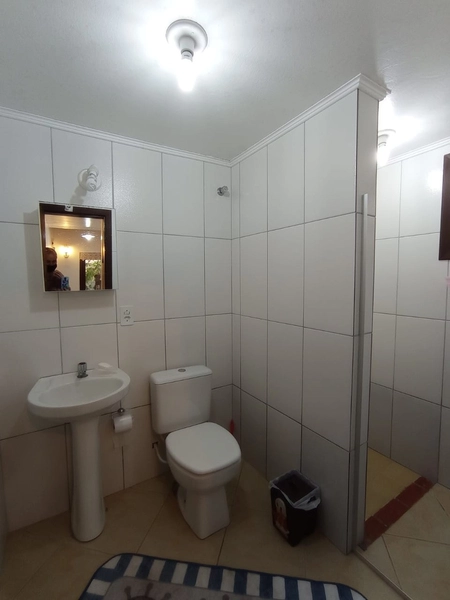 Ótima Casa em Capão Novo: 9ª foto da galeria de imagens do imóvel