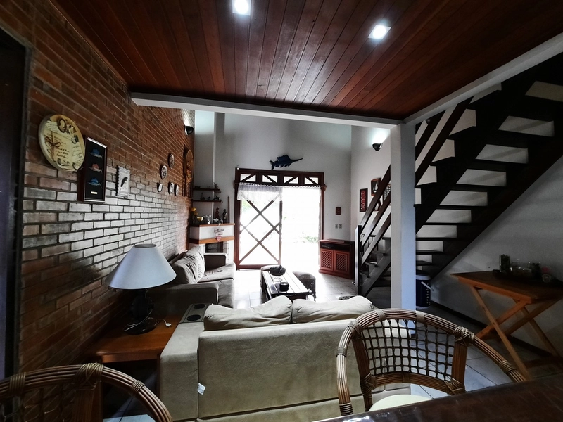 Casa a 1 quadra do mar na praia Capão Novo: 4ª foto da galeria de imagens do imóvel
