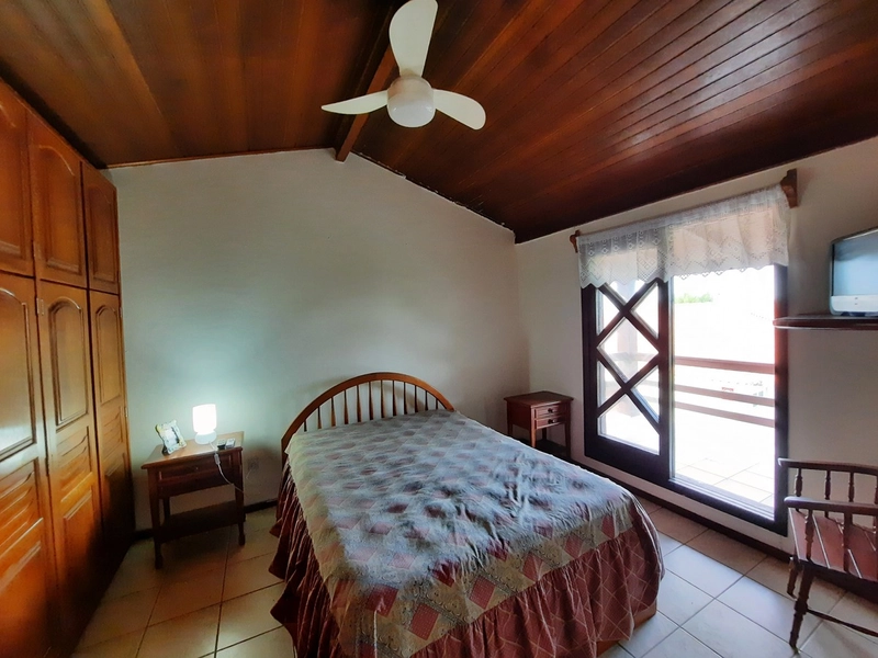 Casa a 1 quadra do mar na praia Capão Novo: 15ª foto da galeria de imagens do imóvel