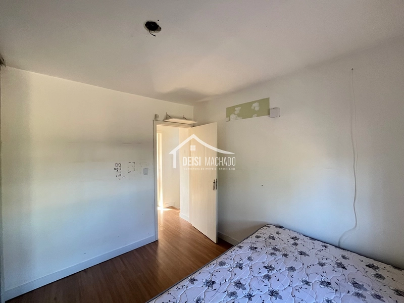 Sobrado em condomínio com piscina.: 27ª foto da galeria de imagens do imóvel