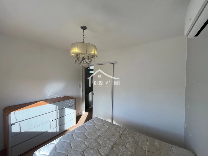 Sobrado em condomínio com piscina.: 22ª foto da galeria de imagens do imóvel