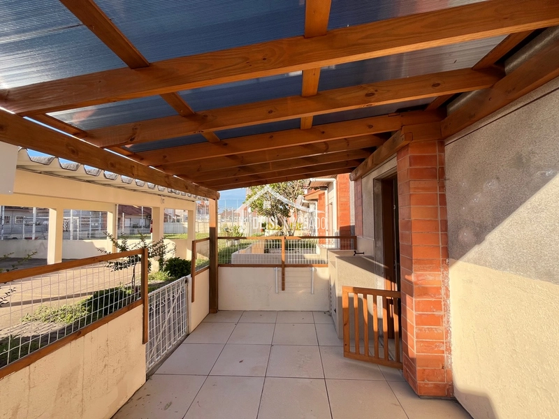 Sobrado em condomínio com piscina.: 19ª foto da galeria de imagens do imóvel