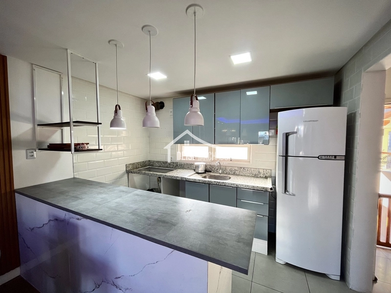 Sobrado em condomínio com piscina.: 15ª foto da galeria de imagens do imóvel