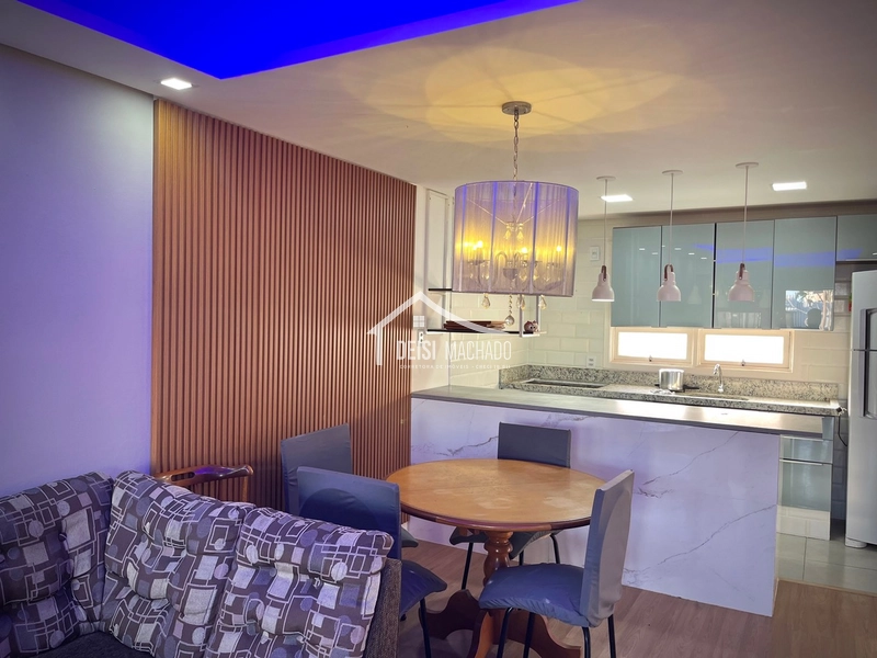 Sobrado em condomínio com piscina.: 8ª foto da galeria de imagens do imóvel