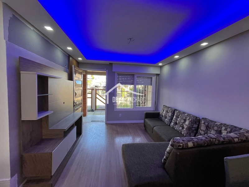 Sobrado em condomínio com piscina.: 13ª foto da galeria de imagens do imóvel