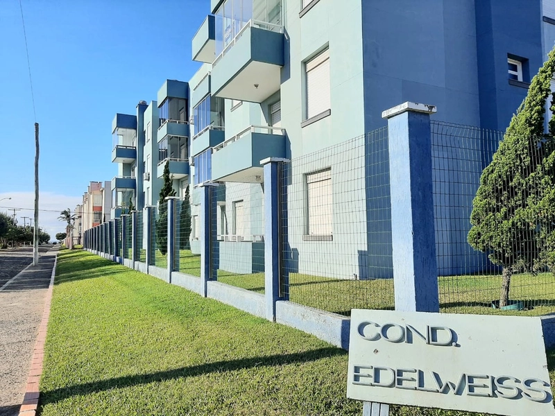 APARTAMENTO LINDO E ENSOLARADO PERTO DO MAR: 3ª foto da galeria de imagens do imóvel