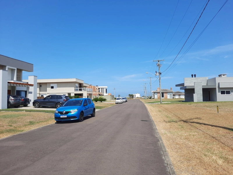 Terreno a venda no condomínio Costa Serena: 3ª foto da galeria de imagens do imóvel