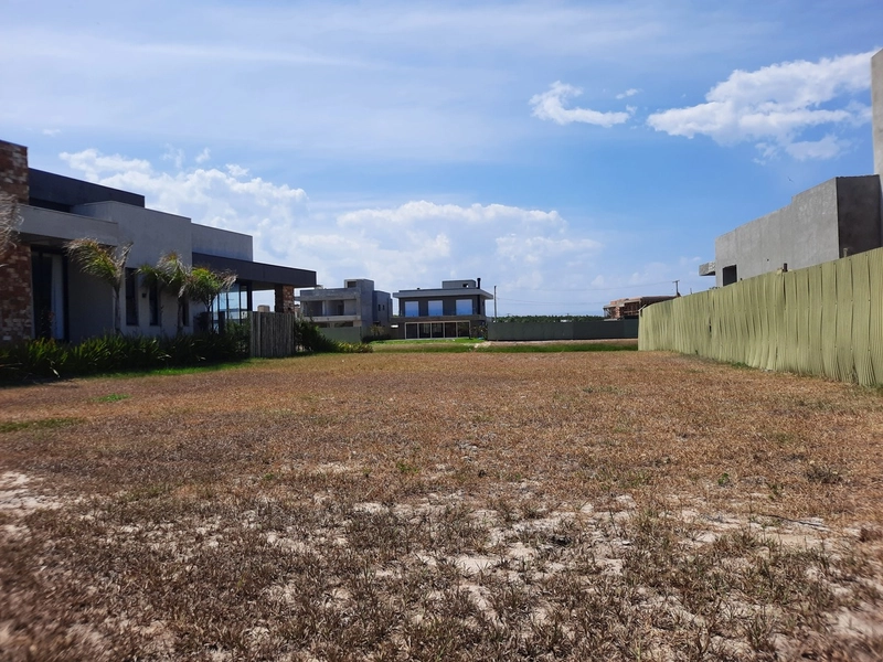 Terreno beira lago a venda condomínio Costa Serena: 4ª foto da galeria de imagens do imóvel