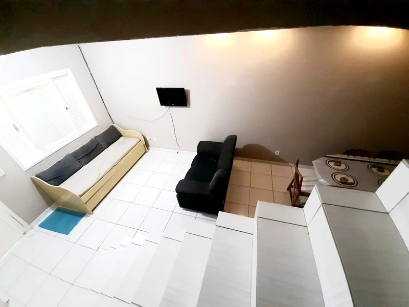 Sobrado à venda em Capão Novo – 2 dormitórios, churrasqueira e vaga: 6ª foto da galeria de imagens do imóvel