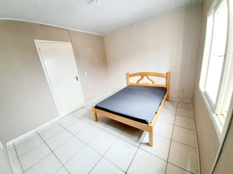 Sobrado à venda em Capão Novo – 2 dormitórios, churrasqueira e vaga: 14ª foto da galeria de imagens do imóvel