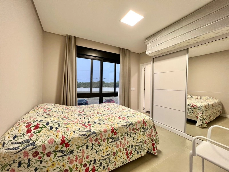 Sobrado beira lago no condomínio de luxo a beira mar : COSTA SERENA: 22ª foto da galeria de imagens do imóvel