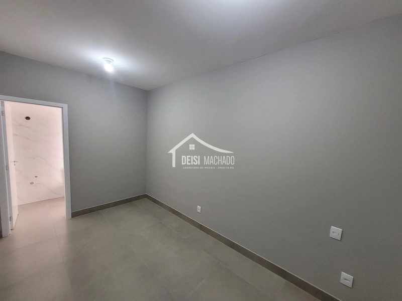 LINDA CASA EM CAPÃO NOVO VILLAGE: 14ª foto da galeria de imagens do imóvel