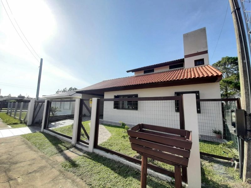 Maravilhosa Casa a Poucas Quadras do Mar em Capão Novo Village: 2ª foto da galeria de imagens do imóvel