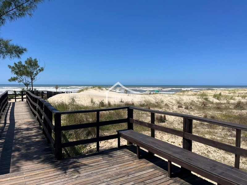 Maravilhosa Casa a Poucas Quadras do Mar em Capão Novo Village: 5ª foto da galeria de imagens do imóvel