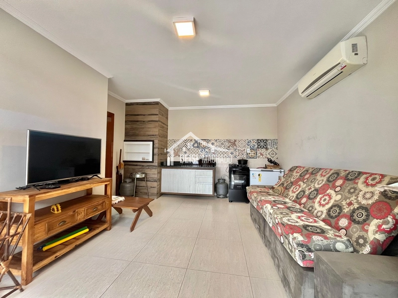 Sobrado amplo e completo em Capão Novo: 15ª foto da galeria de imagens do imóvel