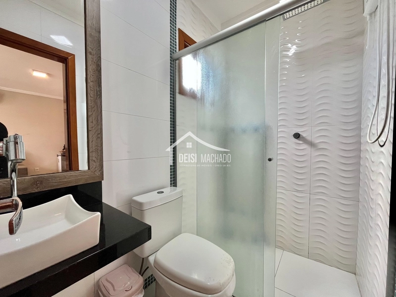 Sobrado amplo e completo em Capão Novo: 11ª foto da galeria de imagens do imóvel