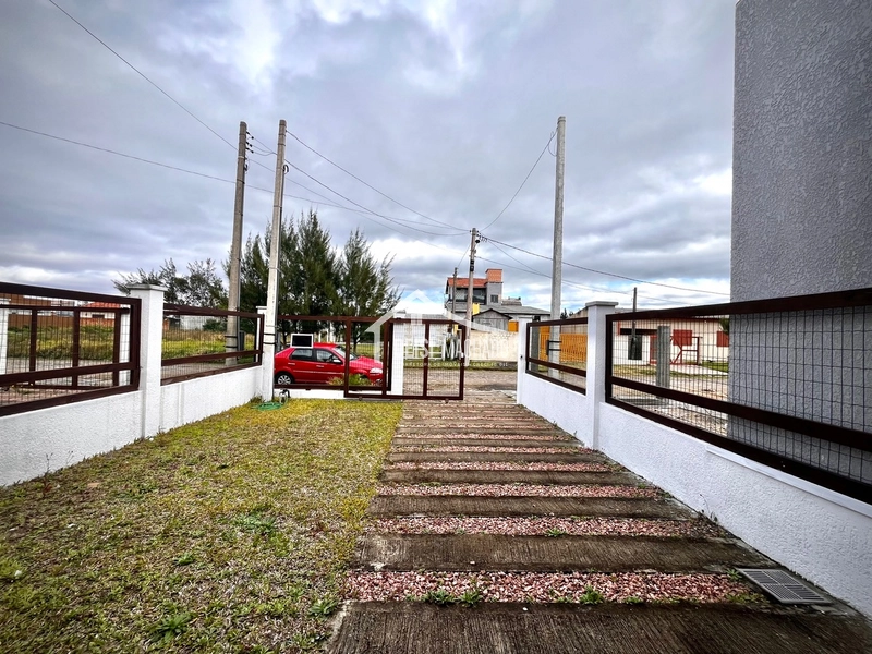 CASA  GEMINADA À 50m MAR na praia de CAPÃO NOVO: 26ª foto da galeria de imagens do imóvel