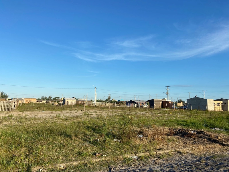 Terrenos com prazo de 60 meses para pagamento: 2ª foto da galeria de imagens do imóvel