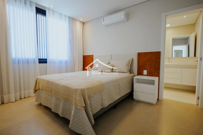 Casa beira lago em condomínio de luxo: 21ª foto da galeria de imagens do imóvel