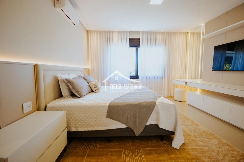 Casa beira lago em condomínio de luxo: 24ª foto da galeria de imagens do imóvel