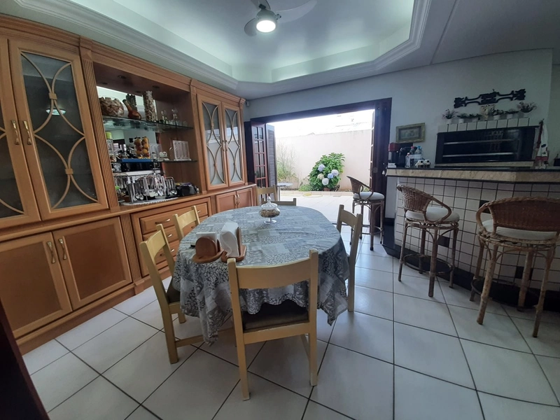 Belíssima casa em ótima região na praia CAPÃO NOVO: 34ª foto da galeria de imagens do imóvel