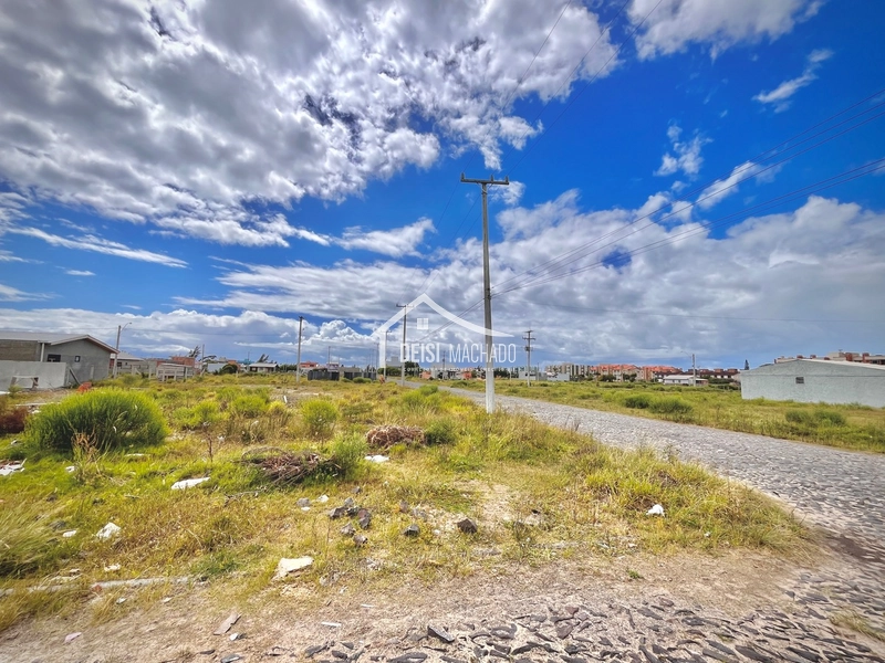 Terreno a venda na praia Capão Novo: 2ª foto da galeria de imagens do imóvel