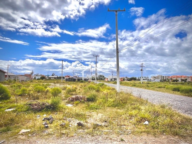 Terreno a venda na praia Capão Novo: 1ª foto da galeria de imagens do imóvel