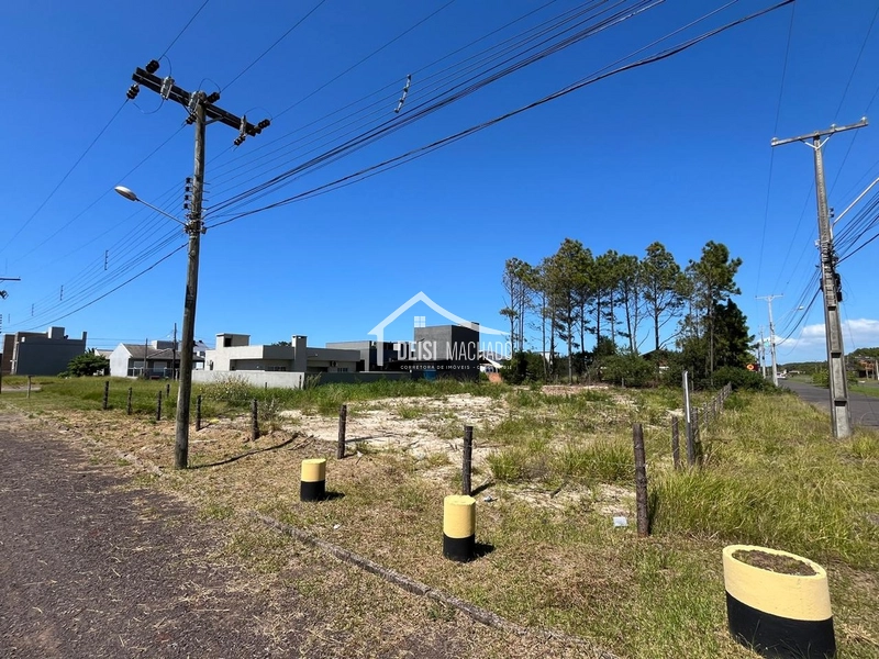 Terrenos comerciais em CAPÃO NOVO VILLAGE