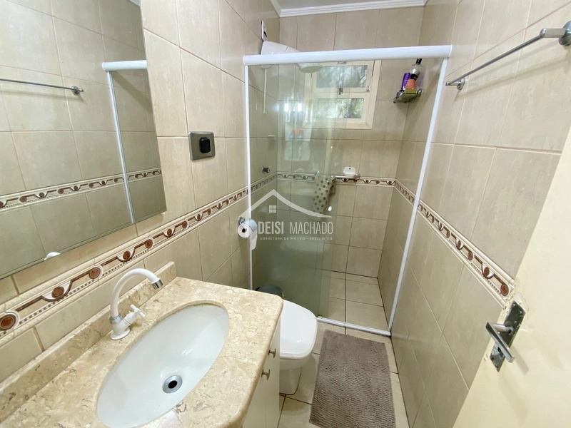 LINDO SOBRADO À SUA ESPERA EM CAPÃO NOVO!: 11ª foto da galeria de imagens do imóvel