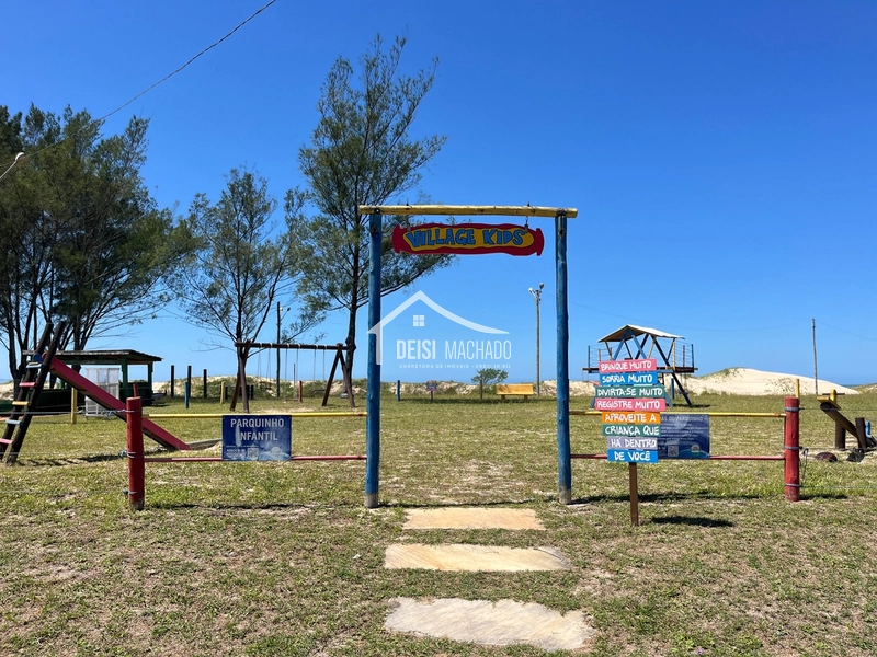 Terreno de esquina com parcelamento direto em Capão Novo Village: 28ª foto da galeria de imagens do imóvel