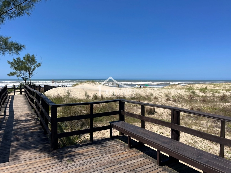 Terreno de esquina com parcelamento direto em Capão Novo Village: 7ª foto da galeria de imagens do imóvel