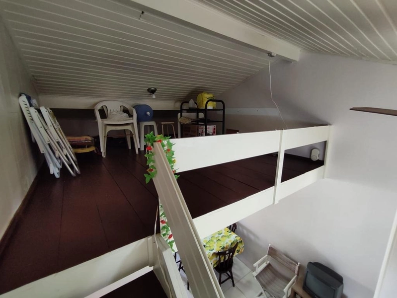 Vivenda (casa) em condomínio com piscina: 13ª foto da galeria de imagens do imóvel