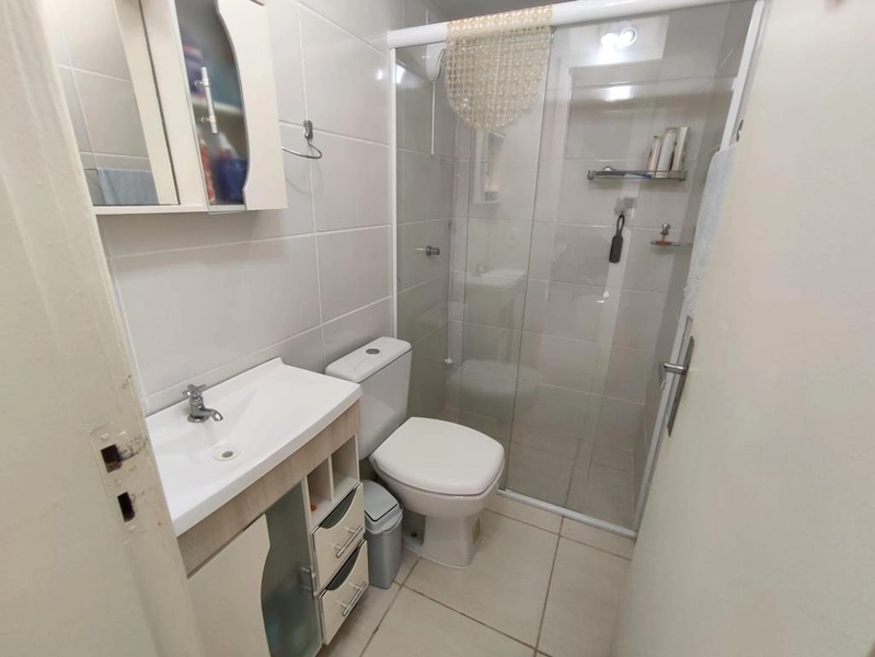 Vivenda (casa) em condomínio com piscina: 10ª foto da galeria de imagens do imóvel