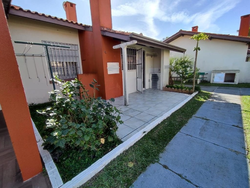 Vivenda (casa) em condomínio com piscina: 15ª foto da galeria de imagens do imóvel