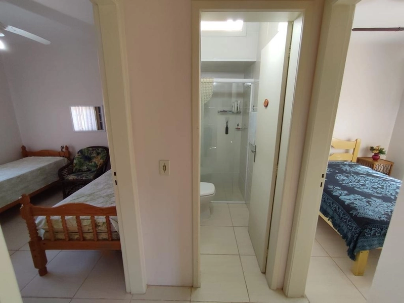 Vivenda (casa) em condomínio com piscina: 6ª foto da galeria de imagens do imóvel