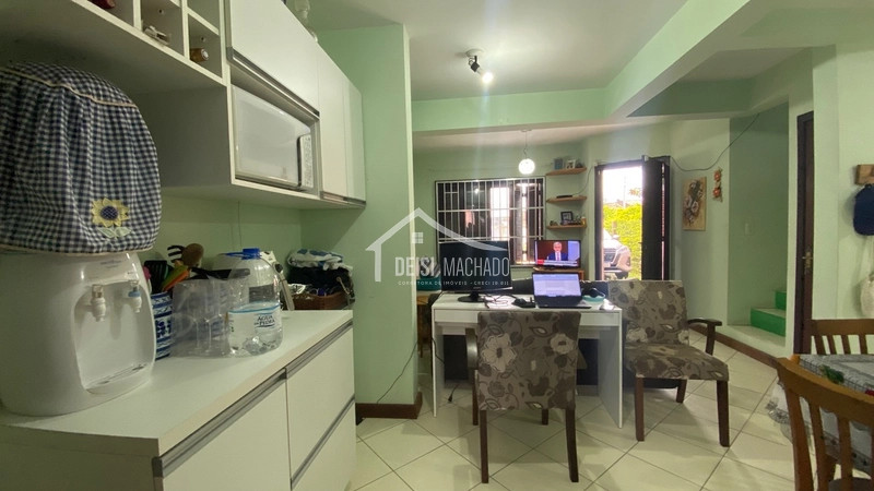 Sobrado geminada em ótima localização: 4ª foto da galeria de imagens do imóvel