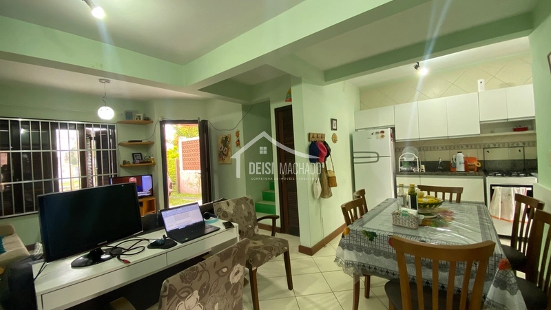 Sobrado geminada em ótima localização: 1ª foto da galeria de imagens do imóvel