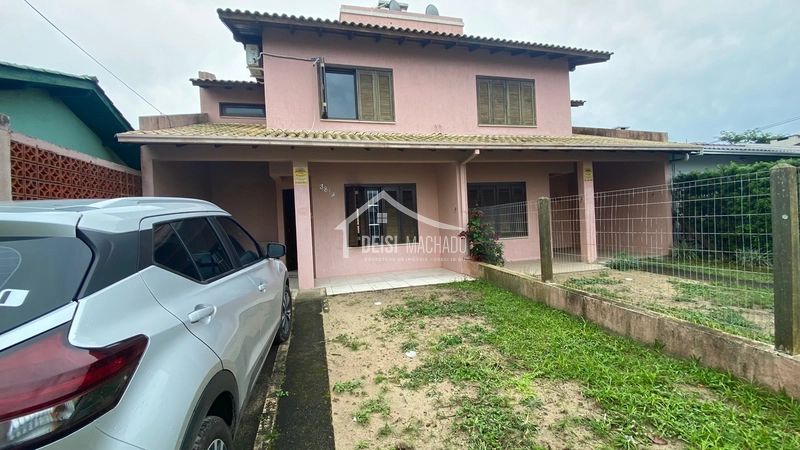 Sobrado geminada em ótima localização: 2ª foto da galeria de imagens do imóvel