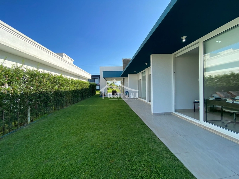 Maravilhosa casa térrea a venda no condomínio Costa Serena: 28ª foto da galeria de imagens do imóvel