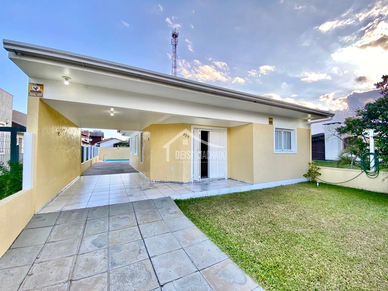 Casa a venda na praia Arroio Teixeira: 1ª foto da galeria de imagens do imóvel