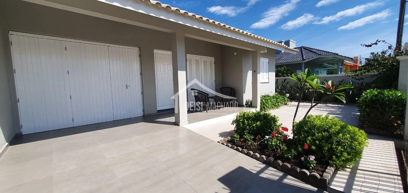 Casa a venda na praia Capão Novo Village