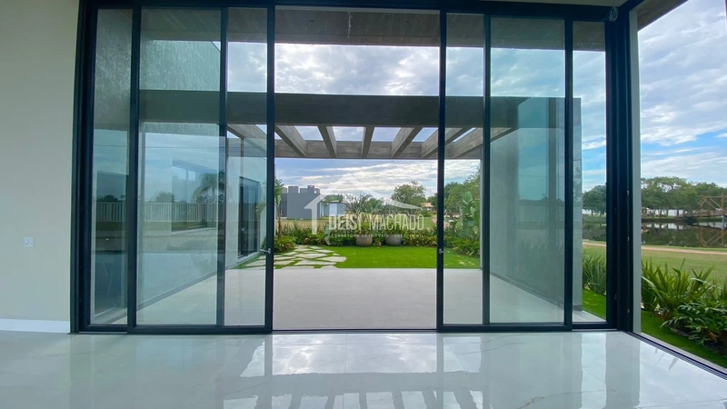 BELISSÍMA CASA DO LAGO NO TERRASUL.: 7ª foto da galeria de imagens do imóvel