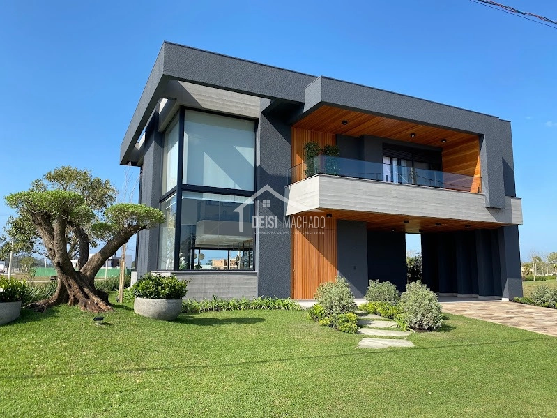 CASA DA PRAÇA NO CONDOMÍNIO TERRASUL.: 1ª foto da galeria de imagens do imóvel