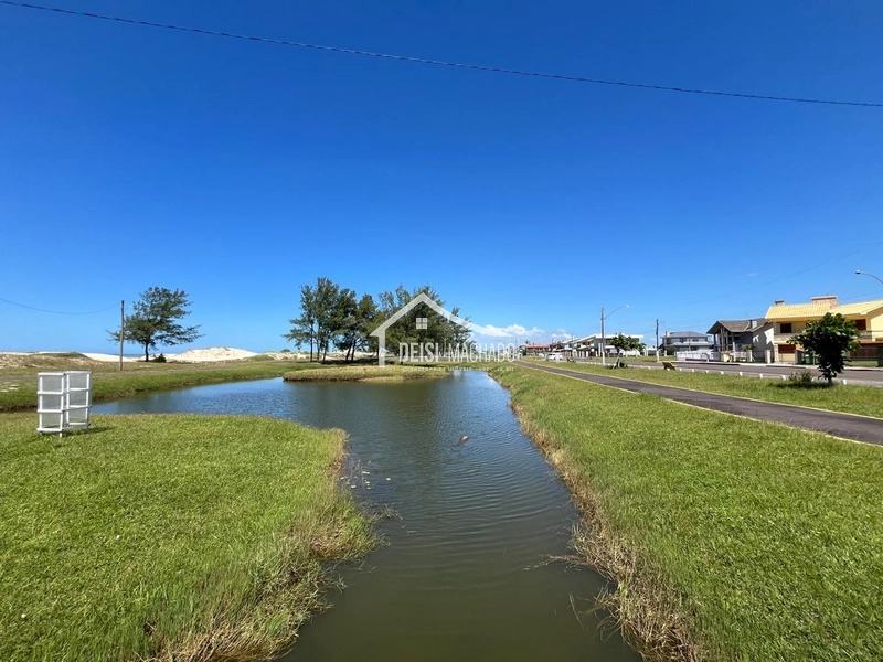 Casa geminada a venda em Capão Novo Village: 15ª foto da galeria de imagens do imóvel